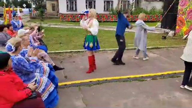 Дали ЖАРУ!!! Беру их на Подтанцовку!!! ОЙСЯ ТЫ ОЙСЯ!!! Поет Ольга Рыбникова. смотреть онлайн