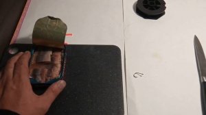 КАК ПРАВИЛЬНО НАСАЖИВАТЬ СЕЛЕДКУ ДЛЯ ЛОВЛИ ОСЕТРА И СТЕРЛЯДИ, ЧТОБЫ НЕ СЛЕТАЛА|| ПРАВИЛЬНОЕ ХРАНЕНИЕ