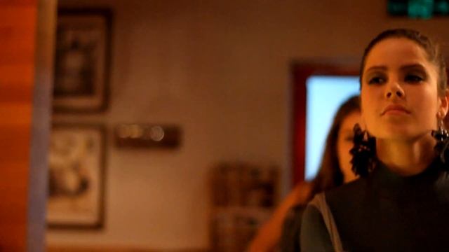 Горячая Чашка.