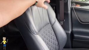 Toyota Harrier Elegance vs. Premium