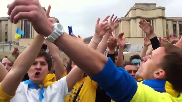 ЕВРО 2012: наши в Париже смотреть онлайн