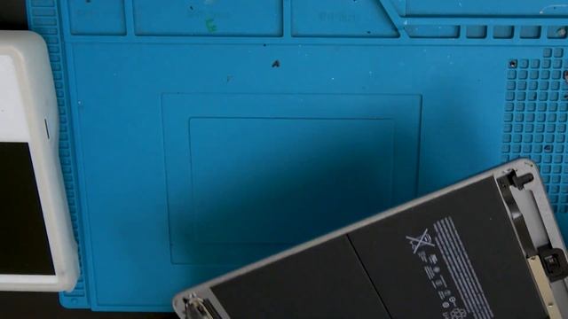 iPad 6th Gen Digitizer only Replacement Detailed смотреть онлайн