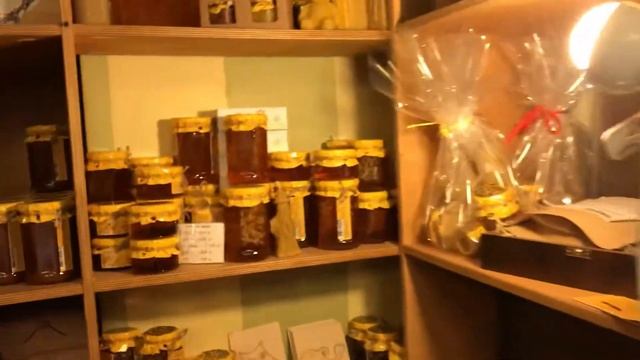 Бизнес на пчёлах. Какие продукты делаются из нашего мёда??