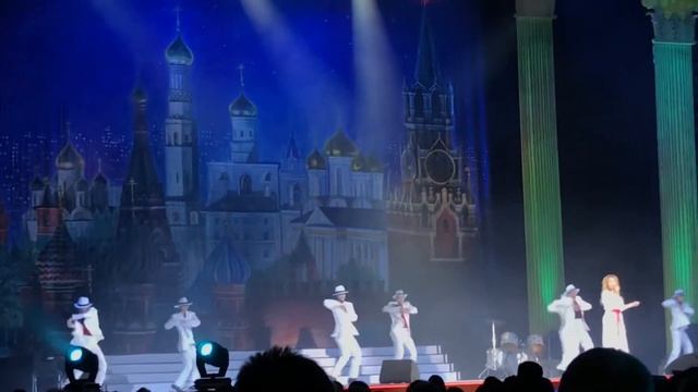Татьяна Сорокина и Московский театр Варьете Сто дорог смотреть онлайн