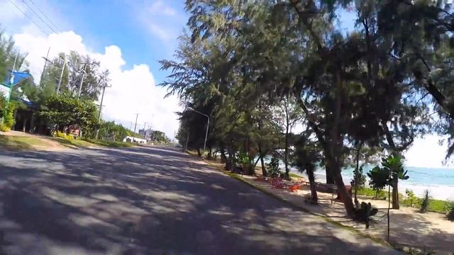 Дорога к морю в Районг, наш пляж и закат на крыше | Таиланд 19 смотреть онлайн