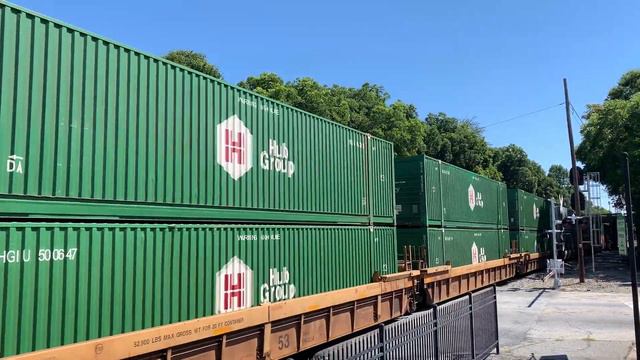NS 211 Intermodal by CP Magnolia смотреть онлайн