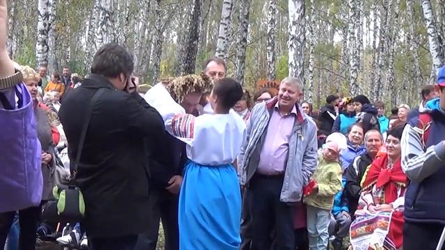 "Из истории Праздника хлеба" (Кожевниково - Томская область - КаравайПарк) смотреть онлайн