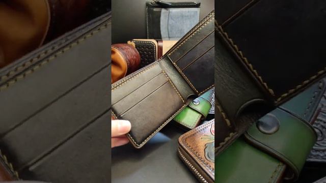 Бифолд "Царь зверей" #albo #leathercraft #изделияизкожи #foryou #leatherwallet #art #leatherwork смотреть онлайн