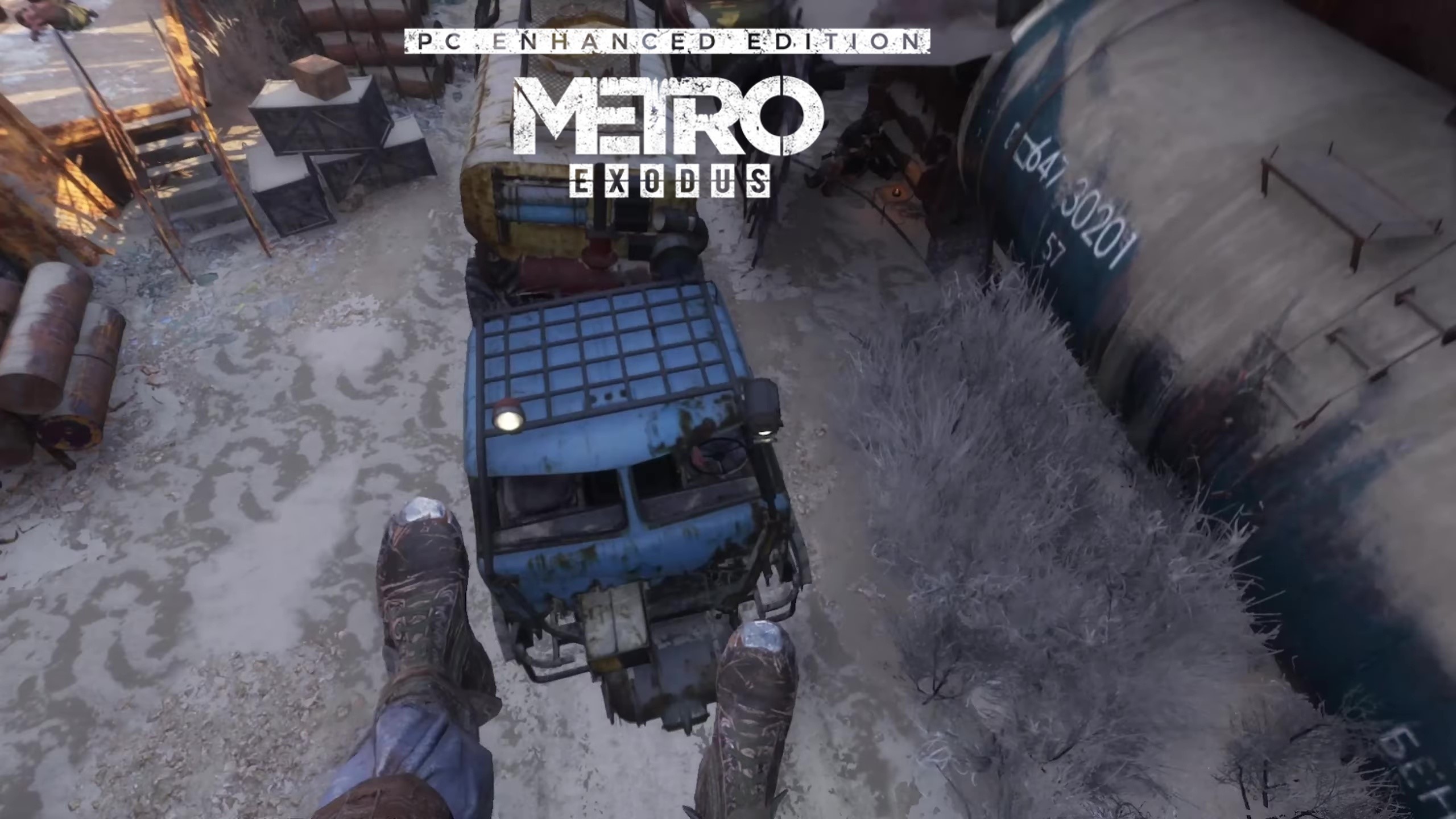 Артём и Дамир добыли воды!Авроре и экипажу ► Метро Исход #14