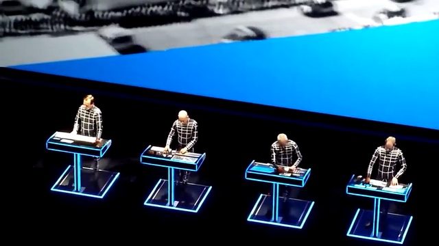 Kraftwerk - Tour de France (live in Wien 2014) смотреть онлайн