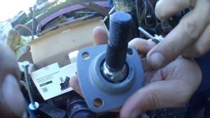 супер смазка в шаровых опорах)))