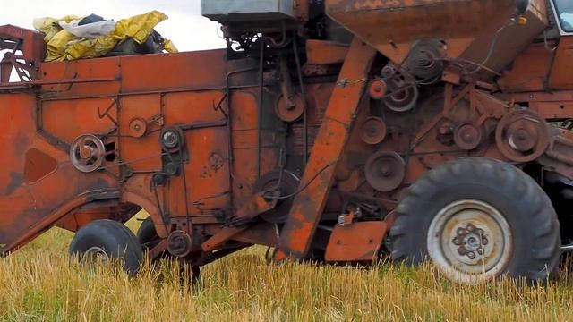 НЕ ДЛЯ ПЬЯНЫХ НИВА СК-5М КОМБАЙН в ДВИЖЕНИЕ СССР смотреть онлайн