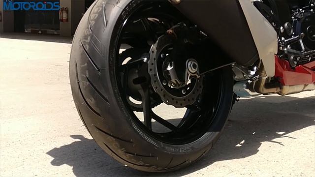 Suzuki GSX S750 India Review : A No-Nonsense Hoot! смотреть онлайн
