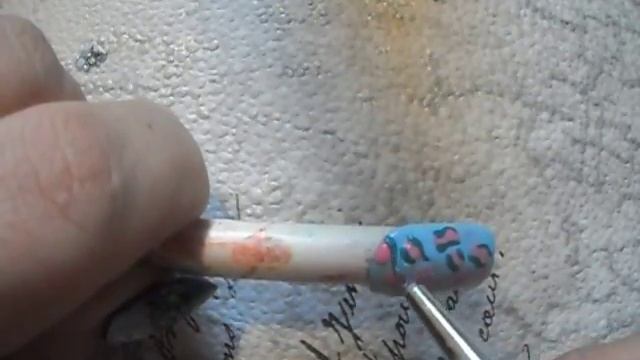 нежный простой РИСУНОК НА НОГТЯХ .простым лаком. смотреть онлайн