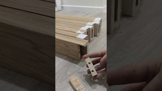 Как монтировать перегородку из реек на натяжной потолок. смотреть онлайн