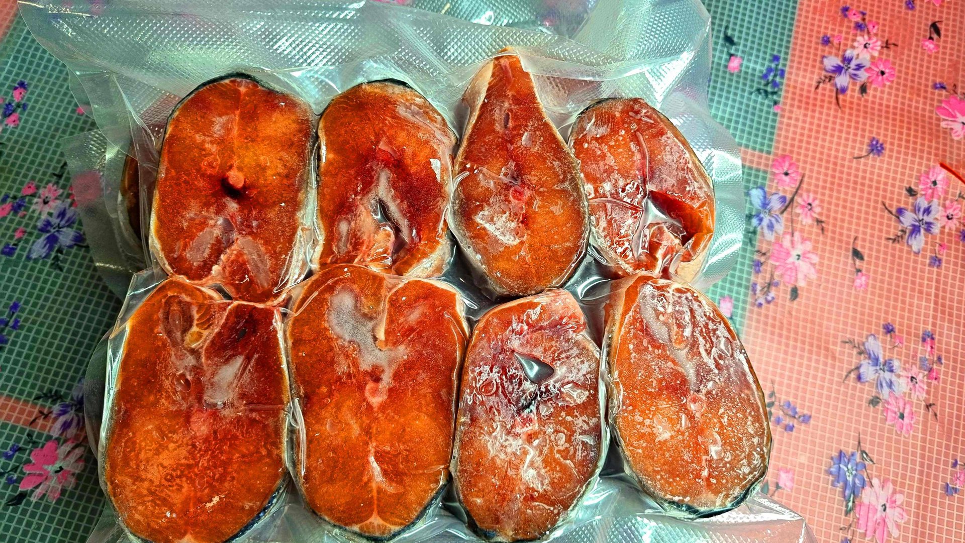 КАК СОХРАНИТЬ РЫБУ СВЕЖЕЙ НА ОЧЕНЬ ДОЛГИЙ СРОК? ВСЕ ОЧЕНЬ ПРОСТО!!! смотреть онлайн