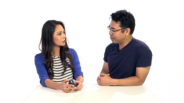 FIRST LOOK: Sony RX100 III Camera with built-in EVF смотреть онлайн