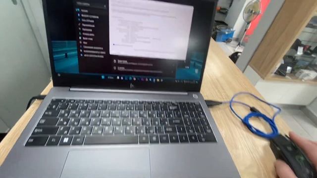 Ноутбук Flaptop смотреть онлайн