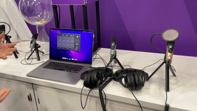 Apogee New Instrument Interface Jam X – NAMM 2023 смотреть онлайн