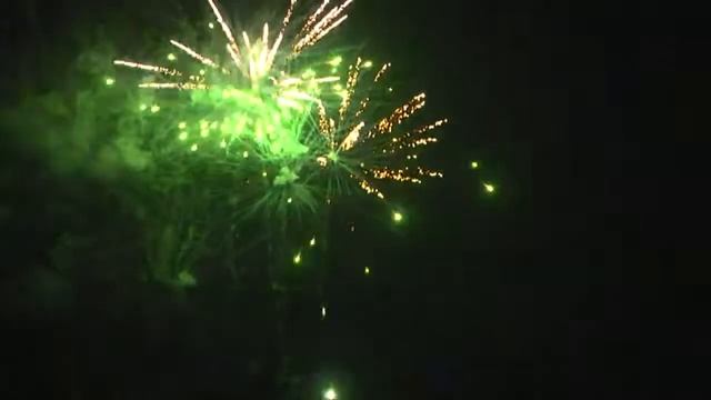 Вечерние огни C127 салют 60 залпов SLK смотреть онлайн