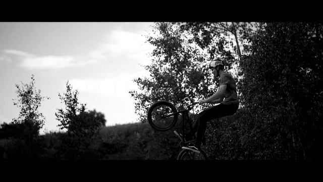 Vans Poland Bmx Welcomes Dawid Godziek to the Team смотреть онлайн