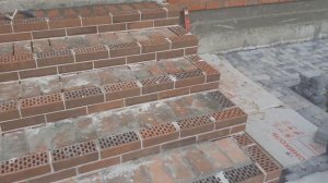 Лестница с кирпичом Лестница с облицовочного кирпича