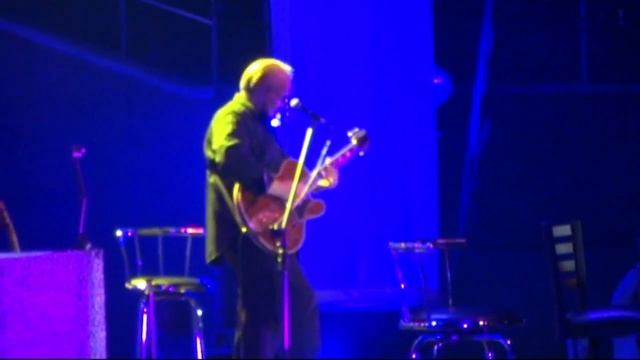 Kenny Roger's Final World Tour at Araneta Coliseum смотреть онлайн