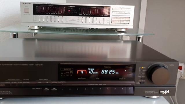 Technics ST- G70 Quartz Synthesizer AM/FM Stereo Tuner. 1990 Vintage... смотреть онлайн