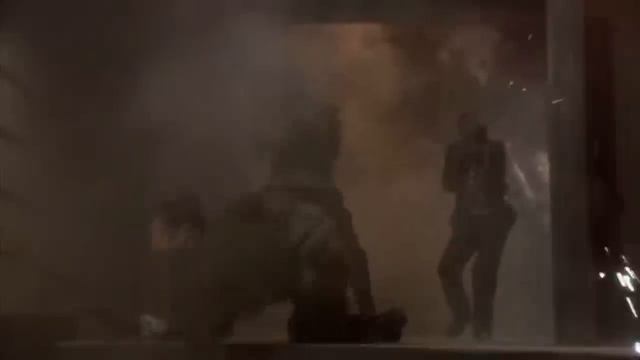Analyzing why Stargate is Better Written than Star Trek смотреть онлайн