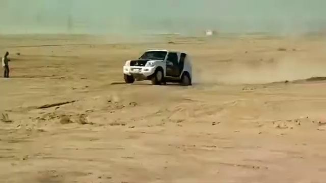 #mini #cooper #desert #sand #evo # wrangler #auto #autotrader #al_watan_tv #director #aziz_enezi смотреть онлайн