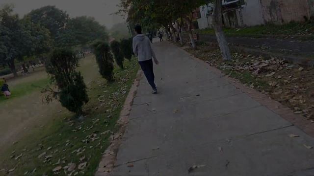 Iphone Lene Ke Liye Ye Dance Krne Ko Tyar Hogya Sbke Samne ?? смотреть онлайн