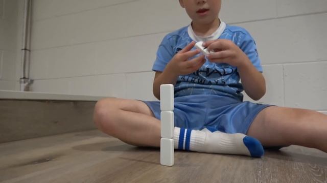 100 Trick Shots... Only ONE Lets You Win $100 (PART 2) смотреть онлайн