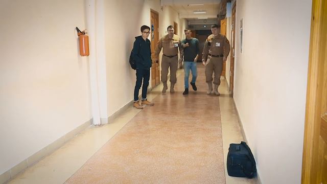 ОСТОРОЖНО, ОПАСНОСТЬ! КАК ДЕЙСТВОВАТЬ В ЧРЕЗВЫЧАЙНЫХ СИТУАЦИЯХ смотреть онлайн