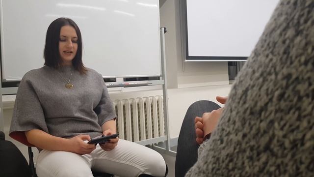 Люда К. Интервью (Интервьюер без задачи)