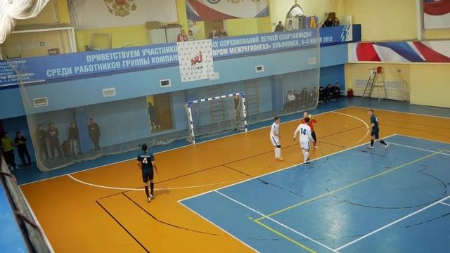 3 тур. Штальбург-Динамо-2 - УМЗ 4:7 (1:4) смотреть онлайн