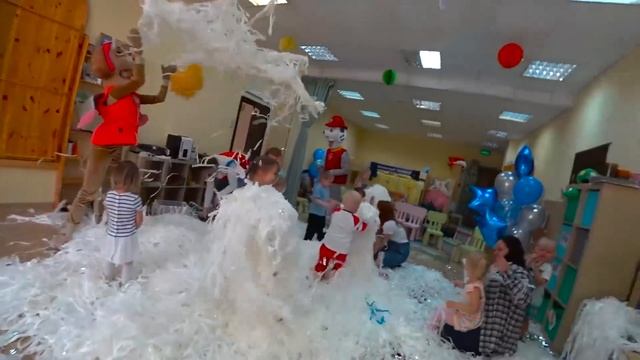 24 ЧАСА КАК ДАНЯ! ДЕНЬ РОЖДЕНИЕ ДАНЮШКИ!! ДИСКОТЕКА!! ЧТО ПОДАРИЛИ ДАНЕ?? наш семейный праздник!! смотреть онлайн