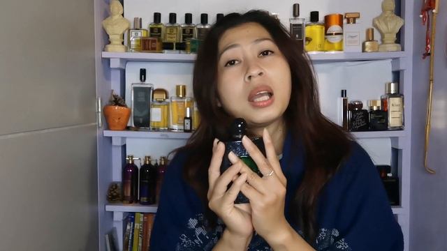 Review Parfum: Yves Saint Laurent YSL Black Opium Illicit Green