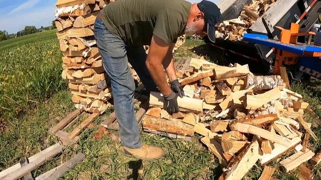 HOW TO STACK A FULL CORD OF FIREWOOD... THE EASY WAY! смотреть онлайн