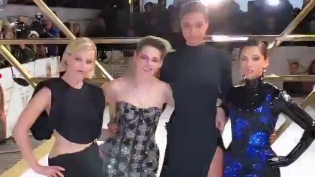 #kristenStewart #CharliesAngels UK premiere via babskymakeup смотреть онлайн