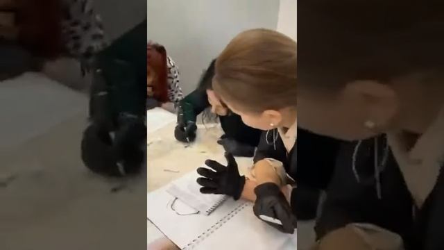 Стань дипломированным VIP мастером перманентного макияжа смотреть онлайн