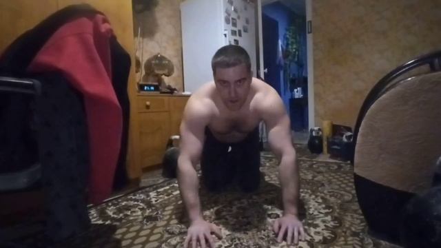 Медленное отжимание на одной руке на время смотреть онлайн