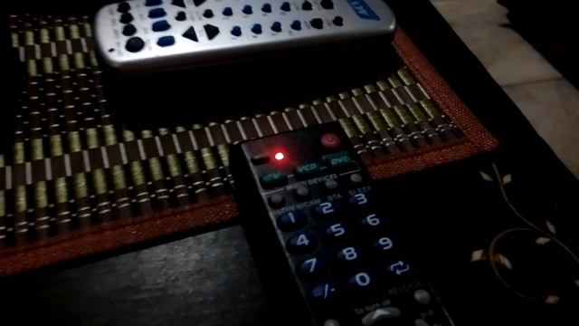 Chunghop 4-in-1 Remote Code for Samsung TV смотреть онлайн
