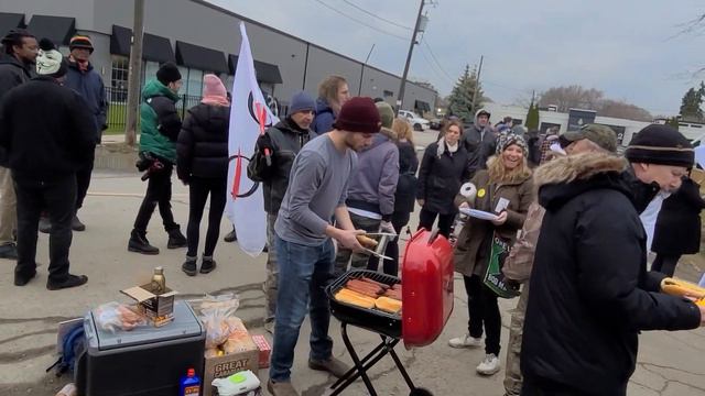 Adamson Barbecue Anti Lockdown Protest, Etobicoke Canada, November 27th 2020 смотреть онлайн