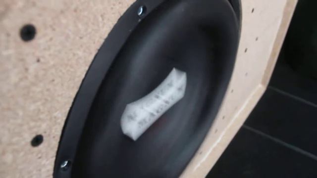 Alphard Magnum M12D2 От Mystery MK4.80 в 4 Ома смотреть онлайн