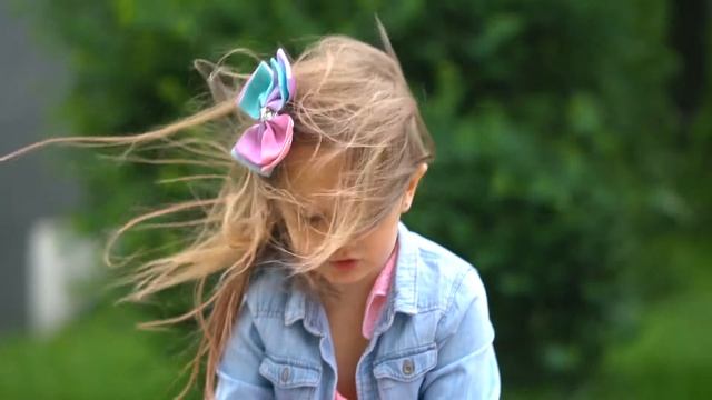 Саша рисует в Липинке (2020) Sony a6400, sigma 58mm, sigma 16mm, hand held, 100 fps, slow motion смотреть онлайн