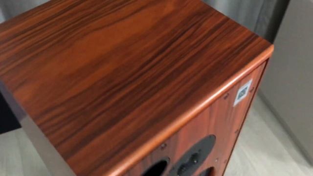 Harbeth M30.1 Speakers (Monitor 30.1) - Video Demonstration смотреть онлайн