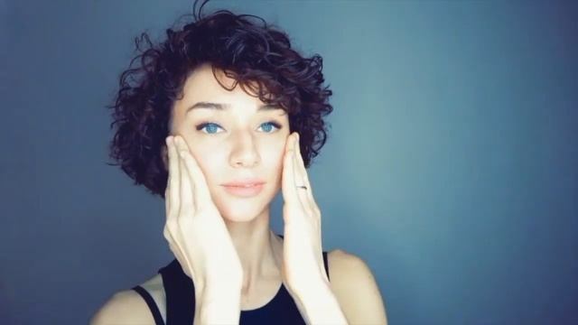 Разгладить носогубки? Сформировать четкие скулы? Поднять уголки губ? Смотрите упражнение! смотреть онлайн