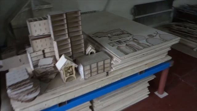 Стеллаж для фанеры, выравнивание фанеры для лазерной резки смотреть онлайн