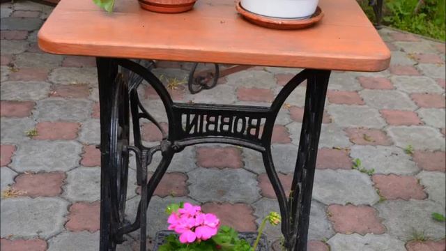 Что можно сделать из старой швейной машинки .Новая жизнь старых швейных машин