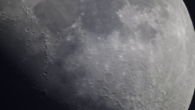 Moon. 6 inches f/8 reflector telescope + 2x Barlow lens смотреть онлайн